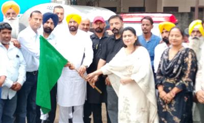 ਨਗਰ ਕੌਂਸਲ ਤਪਾ - ਸਫ਼ਾਈ ਵਿਵਸਥਾ ਨੂੰ ਮਜ਼ਬੂਤ ਕਰਨ ਲਈ 55 ਲੱਖ ਦੀ ਆਧੁਨਿਕ ਮਸ਼ੀਨਰੀ ਲੋਕ ਅਰਪਣ